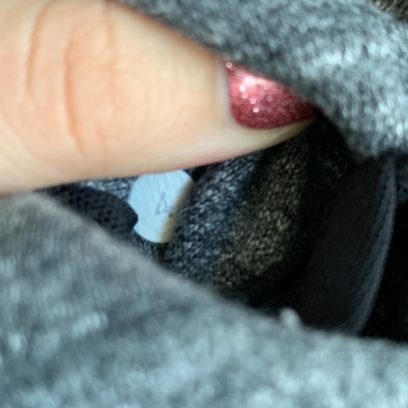 Lululemon Pleat to Street Bomber Coat Gray Pockets Back Pleat Jacket Sz 4 - Picture 9 of 10